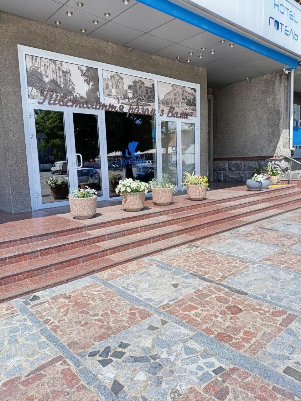 Kremin Hotel Kremenchuk Exterior photo
